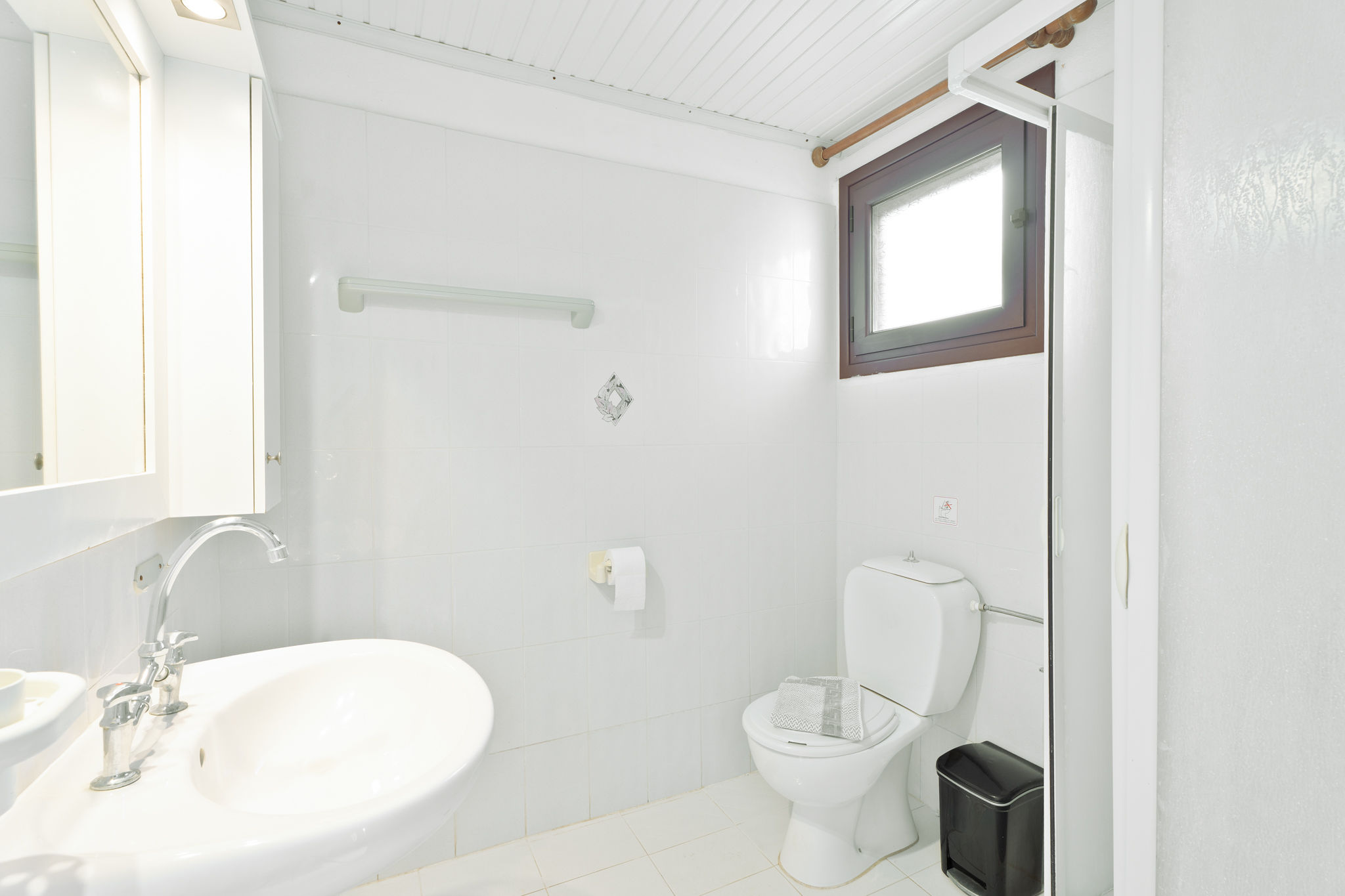 DOUCKAS I — φωτογραφία 5