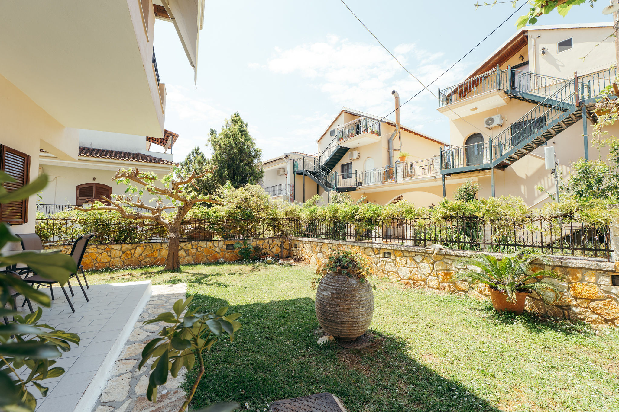 DOUCKAS II — φωτογραφία 9